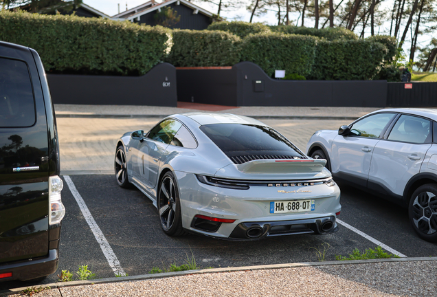 Porsche 992 Sport Classic