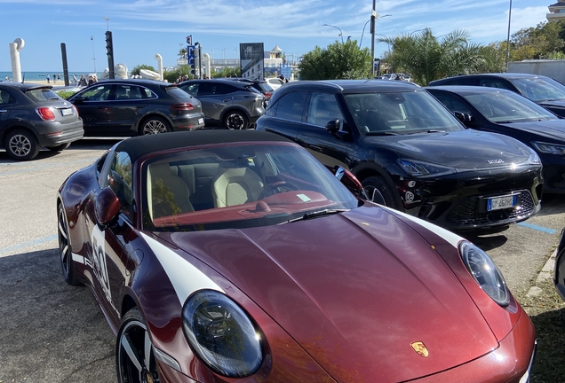 Porsche 992 Targa 4S MkI Heritage Design Edition