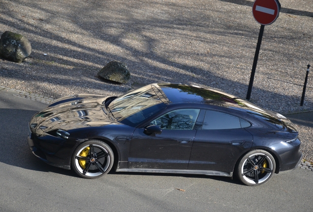 Porsche Taycan Turbo S