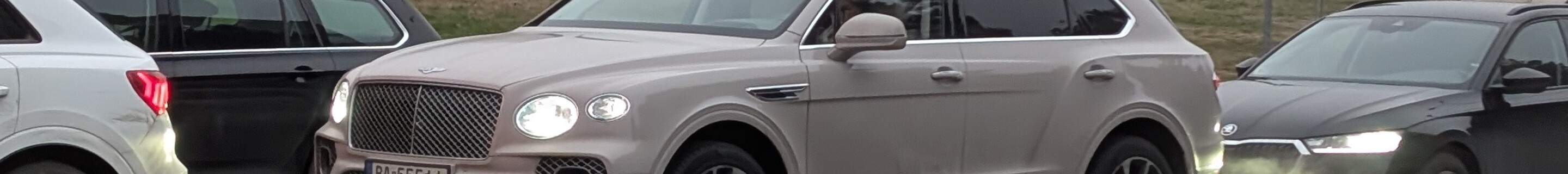 Bentley Bentayga Azure