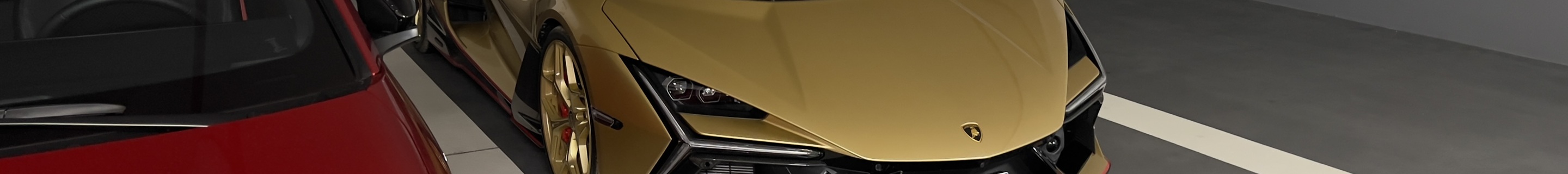 Lamborghini Revuelto