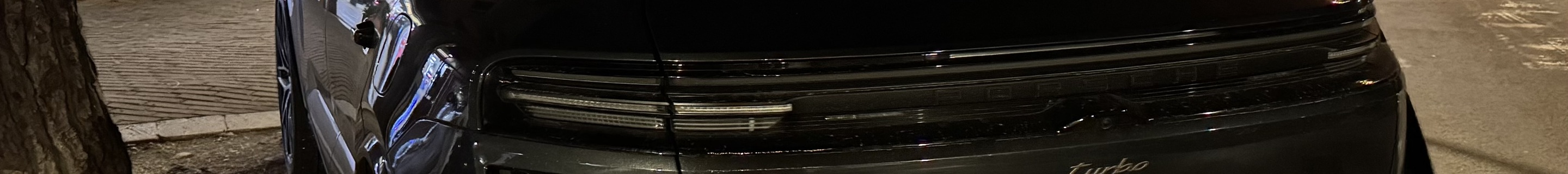 Porsche Macan EV Turbo