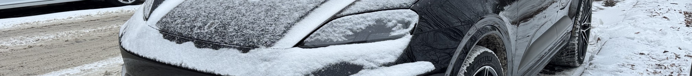 Porsche Macan EV Turbo