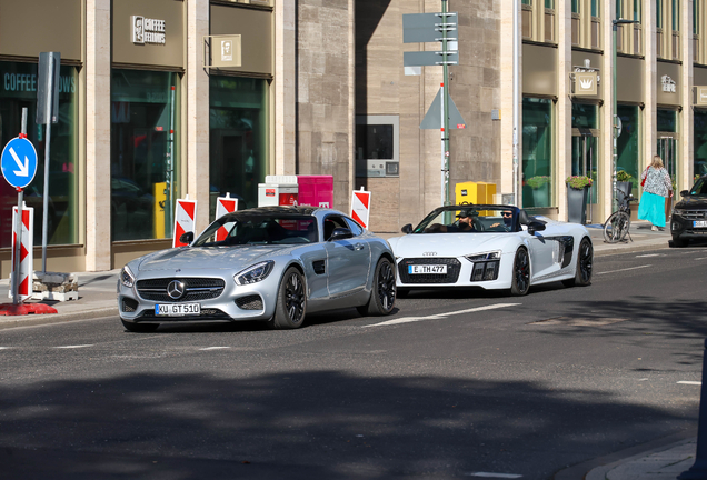 Audi R8 V10 Spyder 2016