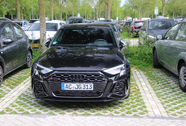 Audi RS3 Sedan 8Y