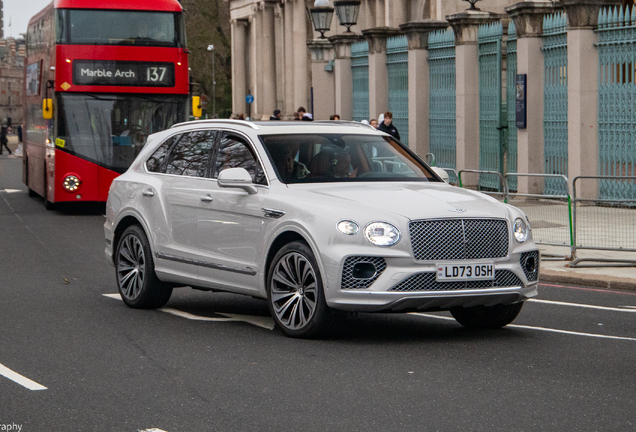 Bentley Bentayga Azure