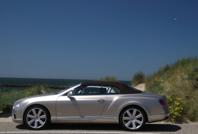 Bentley Continental GTC V8
