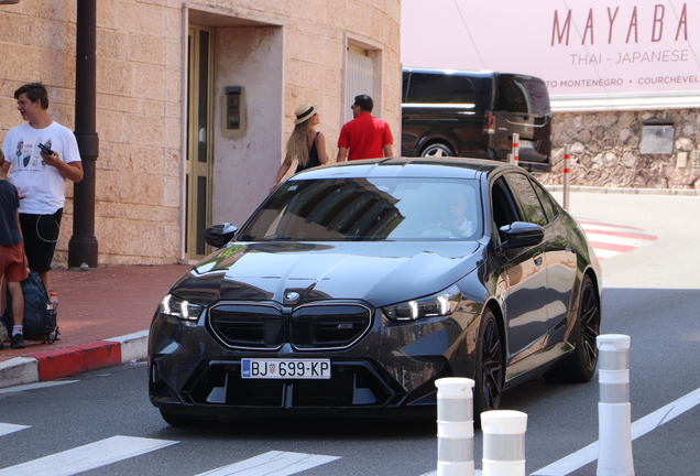 BMW M5 G90