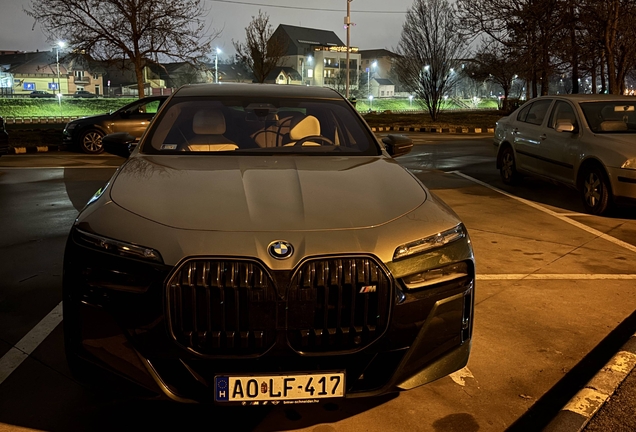 BMW M760e xDrive