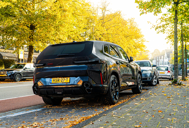 BMW XM G09 Label Red