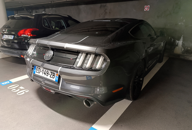 Ford Mustang GT 2015
