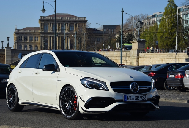 Mercedes-AMG A 45 W176 2015