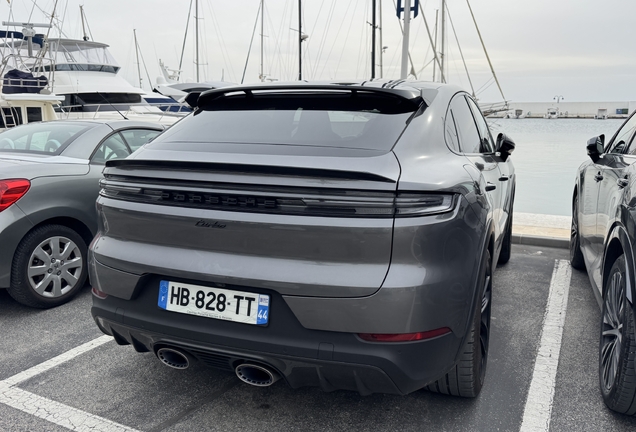 Porsche Cayenne Coupé Turbo E-Hybrid