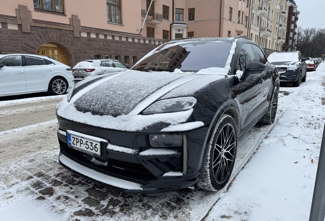 Porsche Macan EV Turbo