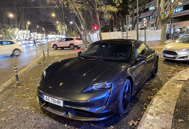 Porsche Taycan Turbo S