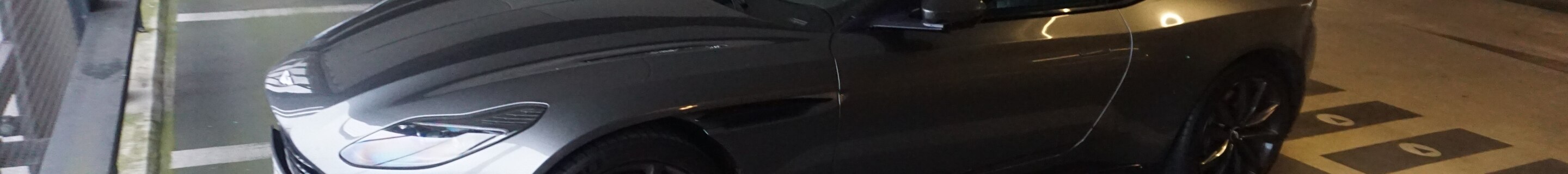 Aston Martin DB11 AMR