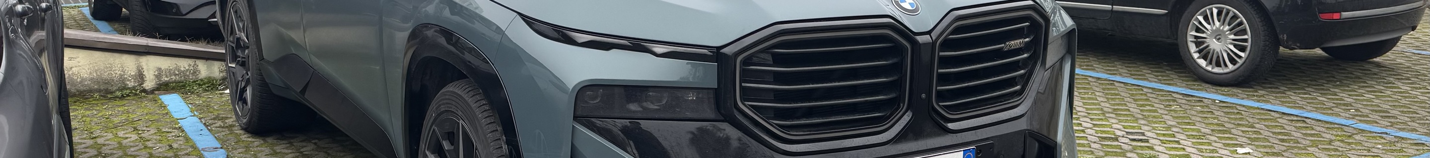 BMW XM G09