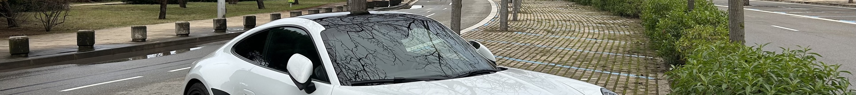 Porsche 992 Carrera 4S MkI