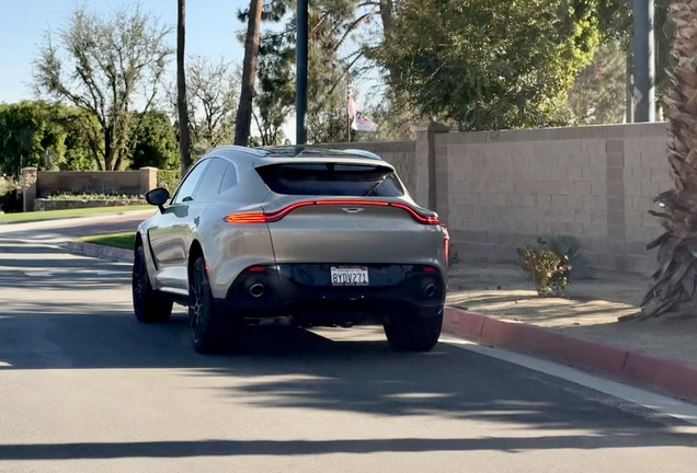 Aston Martin DBX