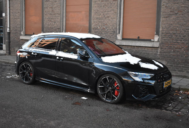 Audi RS3 Sportback 8Y