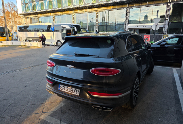 Bentley Bentayga V8 2021