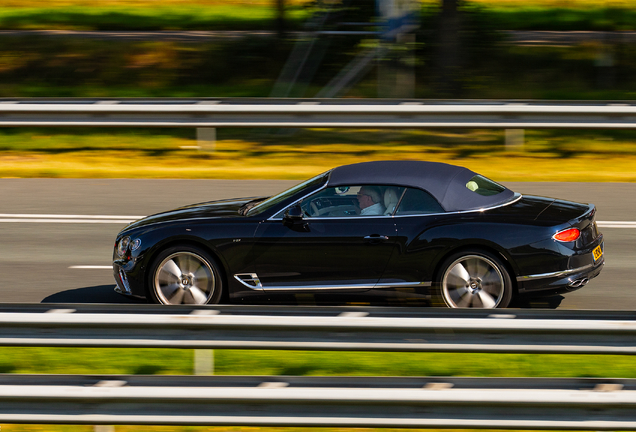 Bentley Continental GTC V8 2020