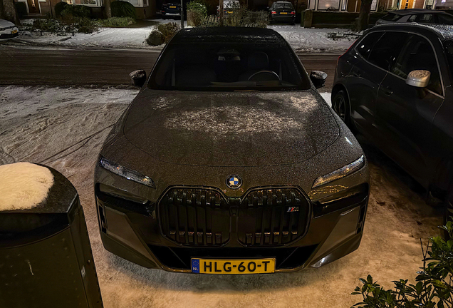 BMW M760e xDrive