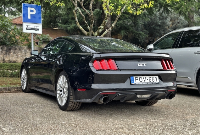 Ford Mustang GT 2015