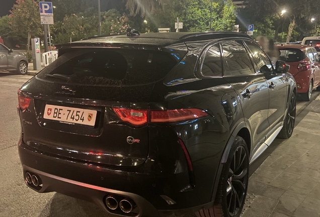 Jaguar F-PACE SVR