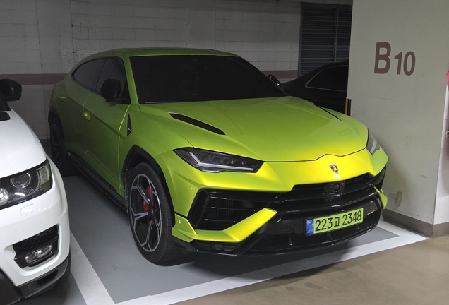 Lamborghini Urus S
