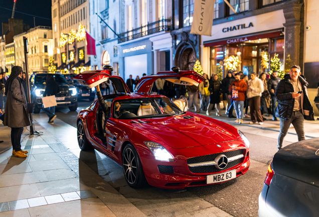 Mercedes-Benz SLS AMG