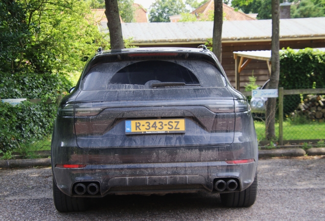 Porsche 9YA Cayenne GTS MkI
