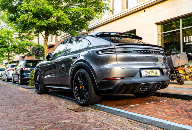 Porsche Cayenne Coupé Turbo E-Hybrid