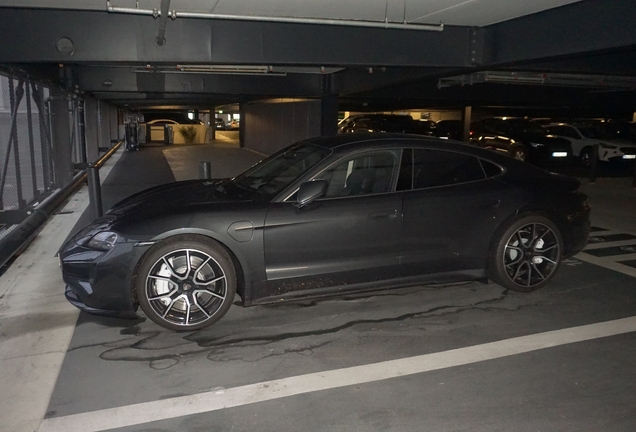 Porsche Taycan Turbo MkII
