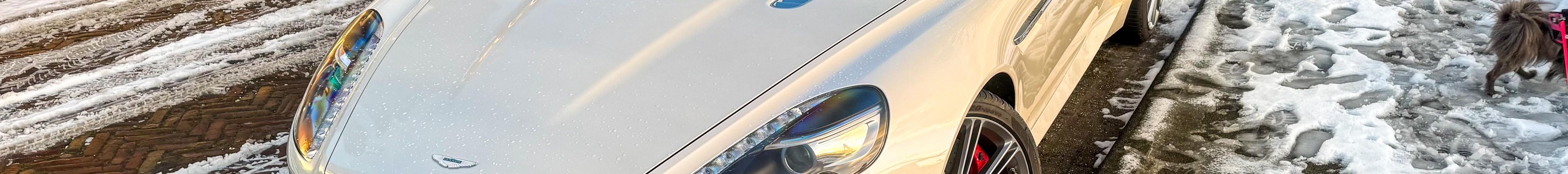 Aston Martin Virage 2011