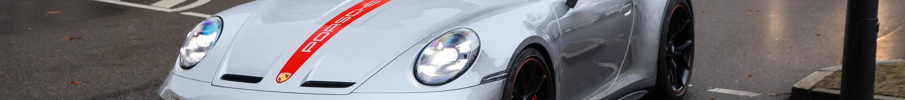 Porsche 992 GT3 Touring MkI