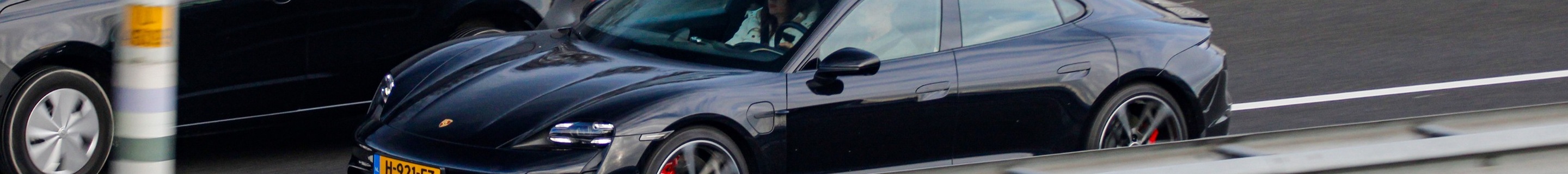 Porsche Taycan Turbo MkI