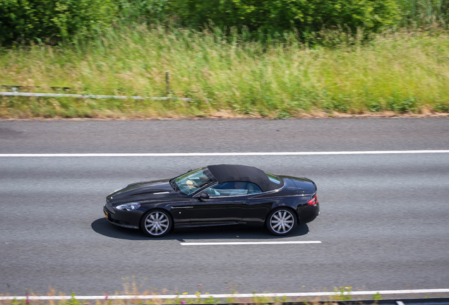 Aston Martin DB9 Volante