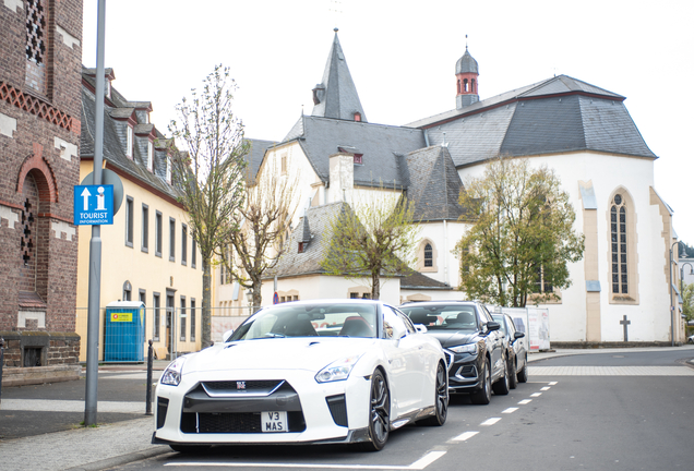 Nissan GT-R 2017