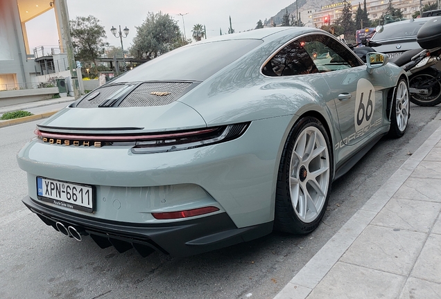 Porsche 992 S/T