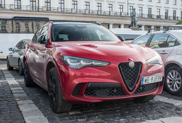 Alfa Romeo Stelvio Quadrifoglio 2023
