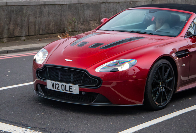 Aston Martin V12 Vantage S Roadster