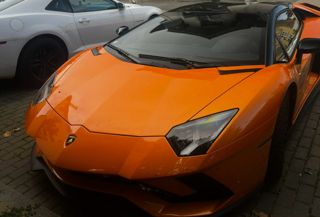 Lamborghini Aventador S LP740-4 Roadster