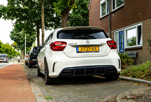 Mercedes-AMG A 45 W176 2015