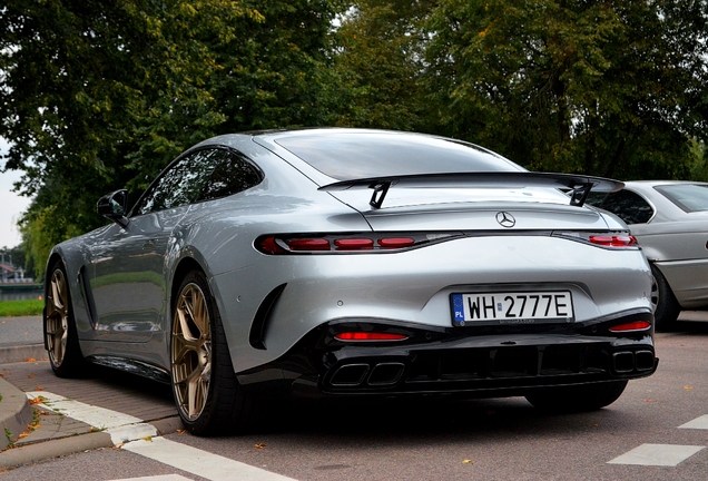 Mercedes-AMG GT 63 C192