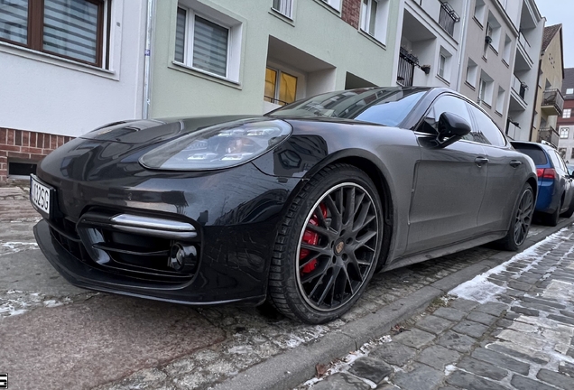 Porsche 971 Panamera GTS MkII