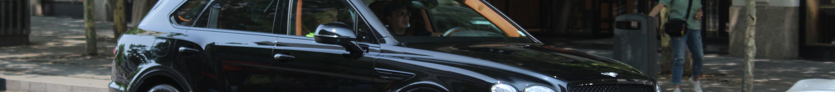 Bentley Bentayga V8 2021