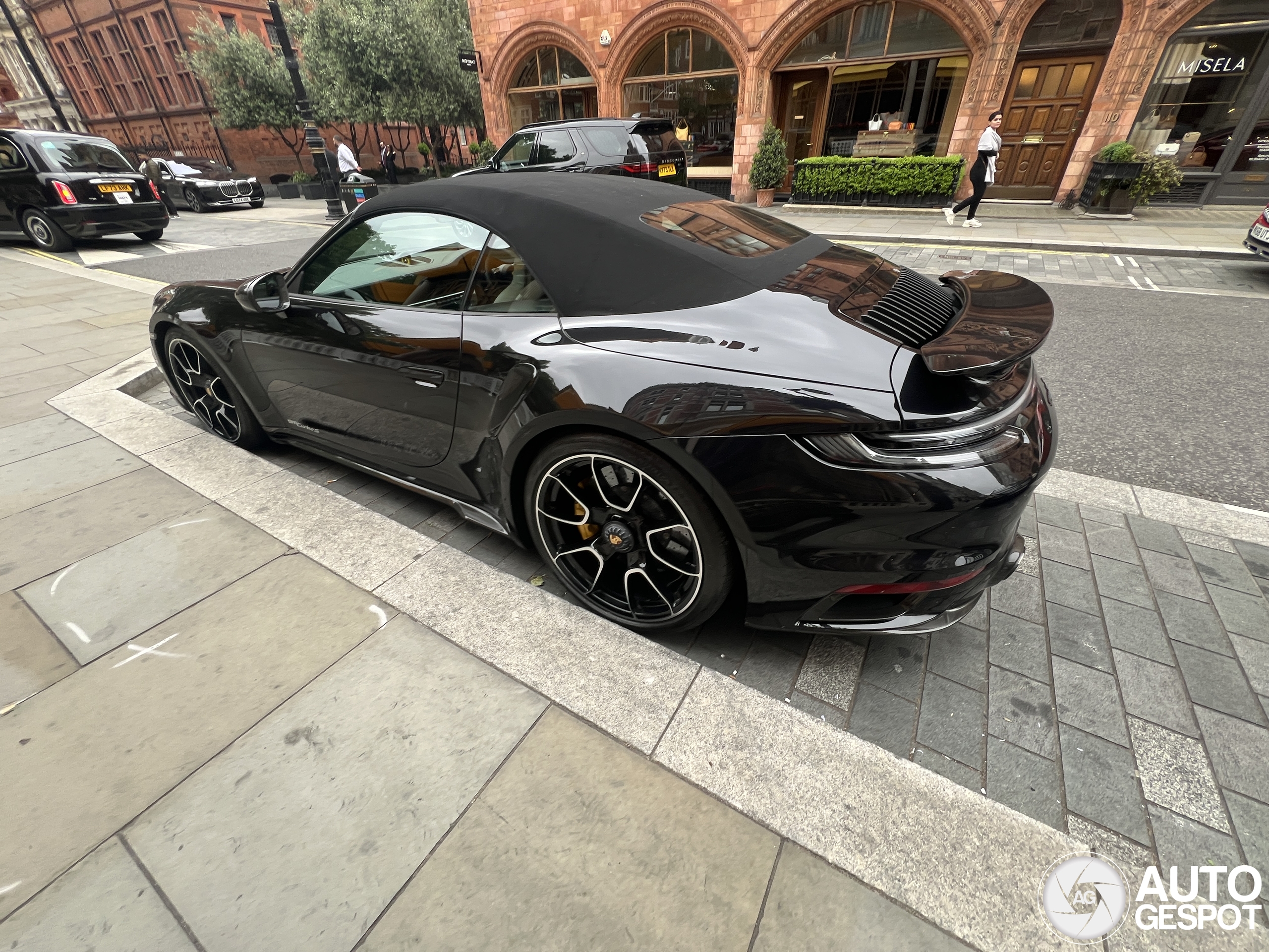 Porsche 992 Turbo S Cabriolet MkI - 07 January 2026 - Autogespot