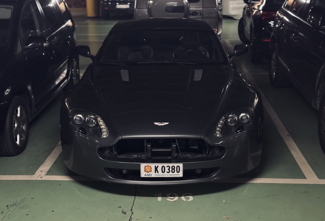 Aston Martin V8 Vantage