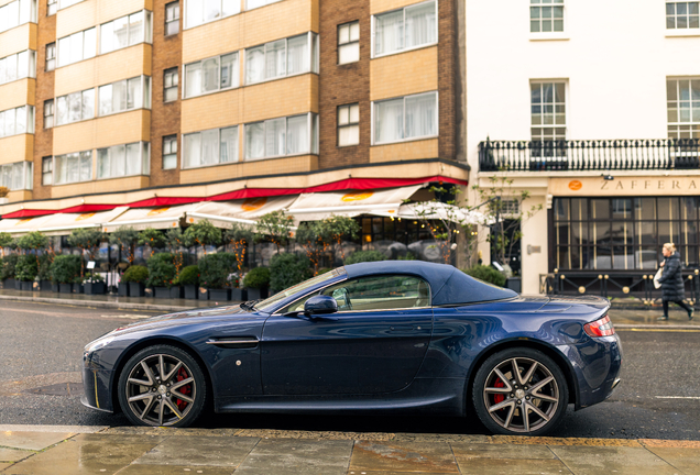 Aston Martin V8 Vantage Roadster 2012